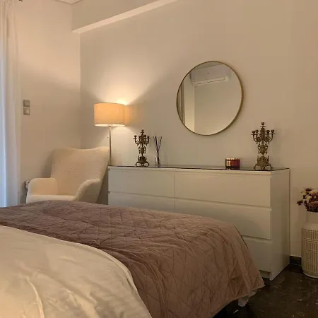 Quiet Apartment-2